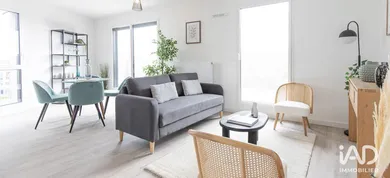 Appartement à LA ROCHE-SUR-YON (85000)