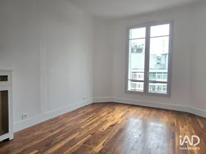 Apartment at PARIS (75015)