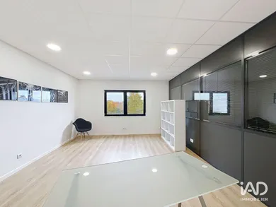 Bureaux à SERVON (77170)