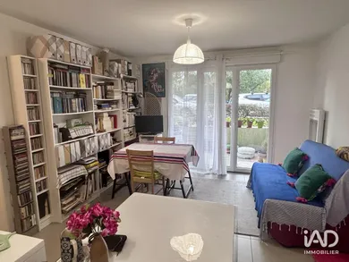 Appartement à VILLENAVE-D'ORNON (33140)