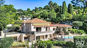 Maison à MOUGINS (06250)