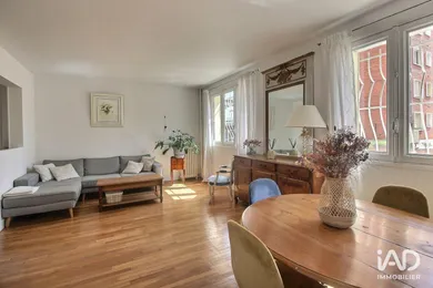 Apartment in LA GARENNE-COLOMBES (92250)