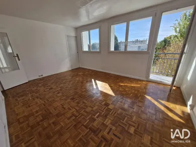 Appartement à BOURG-LA-REINE (92340)