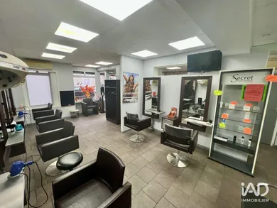 Commercial in LA FERTÉ-GAUCHER (77320)