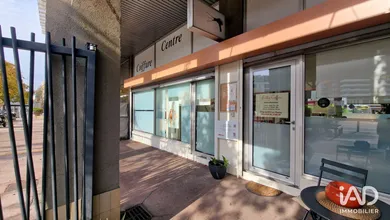 Commercial at MARSEILLE (13006)