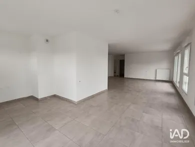 Apartment in CLERMONT-FERRAND (63100)