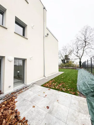 Appartement à VEAUCHE (42340)