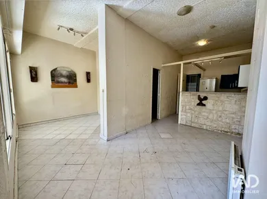 Commercial at MARSEILLE (13013)