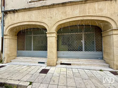 Boutique/Local commercial à ORANGE (84100)
