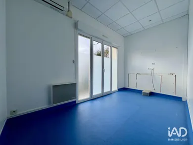 Boutique/Local commercial à TOURNAN-EN-BRIE (77220)