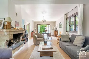 Maison à MARLY-LE-ROI (78160)