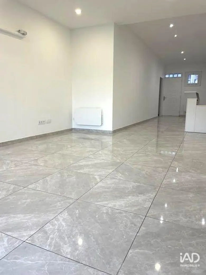 Local commercial 43 m² · à Choisy-le-Roi · 43 m² · 1 310 €/mois