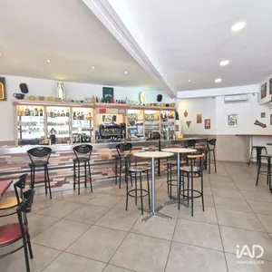 Bar-brasserie à NÎMES (30900)