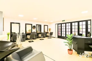 Commercial at LA CIOTAT (13600)