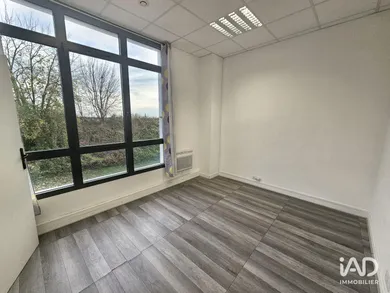 Bureaux à BAILLY-ROMAINVILLIERS (77700)
