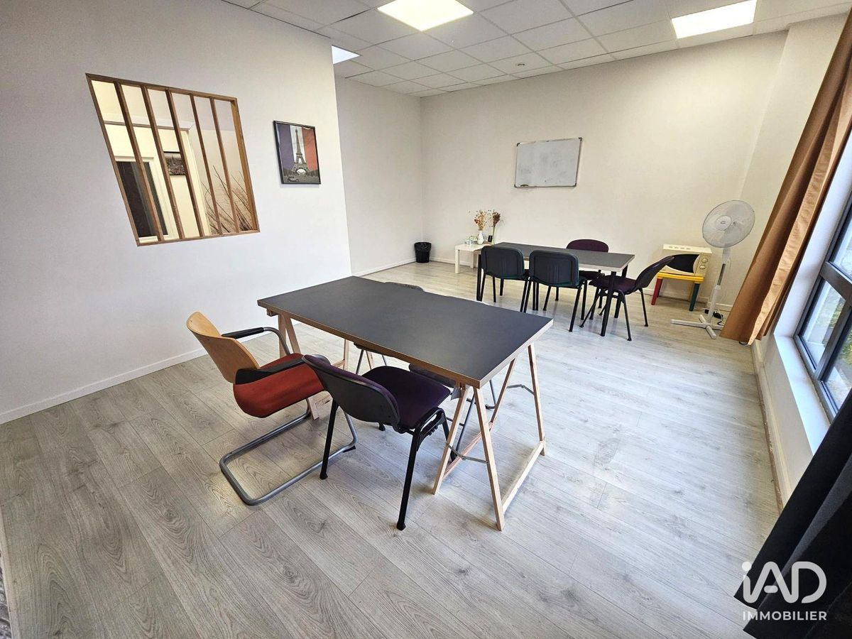 Bureaux de 33 m² à BAILLY-ROMAINVILLIERS (77700)
