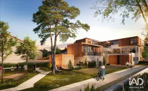 Apartment in BORDEAUX (33000)