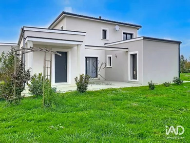 House in NÈGREPELISSE (82800)