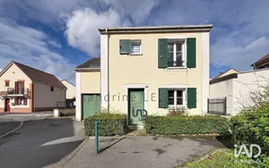 House at BAILLY-ROMAINVILLIERS (77700)