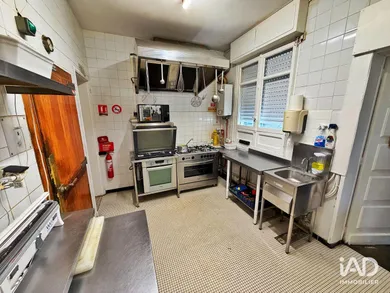 Commercial in PAU (64000)