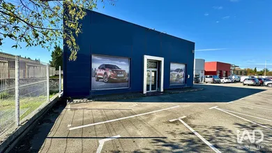 Commercial in AUBIGNAN (84810)
