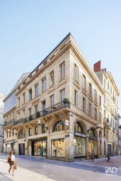 Appartement à BORDEAUX (33000)