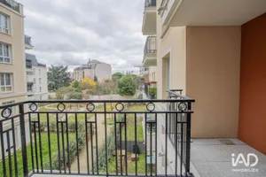Apartment in LE BLANC-MESNIL (93150)