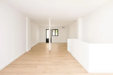 Commercial at PARIS (75012)