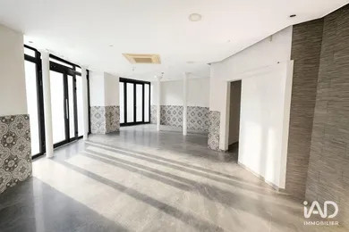 Commercial at PARIS (75012)