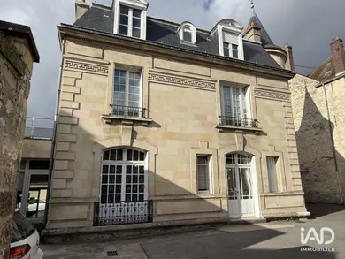 Boutique/Local commercial à COMPIÈGNE (60200)