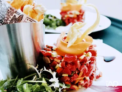 Commercial in TOULON (83000)