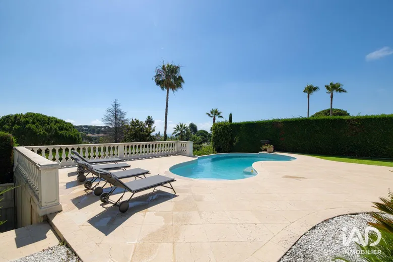 Maison 5 pièces 117 m² · à Villeneuve Loubet · 117 m² · 1 790 000 €