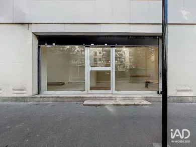 Commercial at COURBEVOIE (92400)