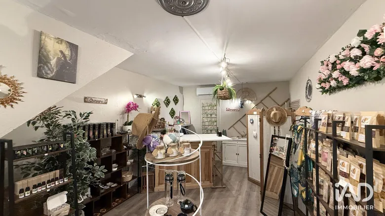 Droit au bail à L'ISLE-SUR-LA-SORGUE (84800) · 28 m² · 60 000 €
