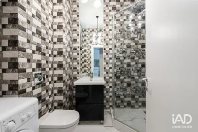 Apartment in BORDEAUX (33000)