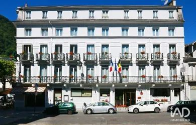Commercial walls in BAGNÈRES-DE-LUCHON (31110)