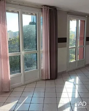 Appartement à JOUÉ-LÈS-TOURS (37300)