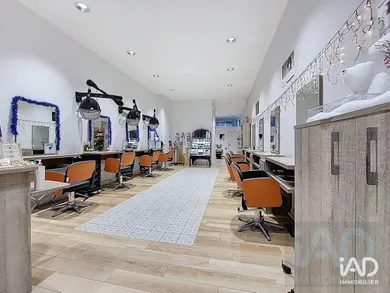 Boutique/Local commercial à VÉLIZY-VILLACOUBLAY (78140)