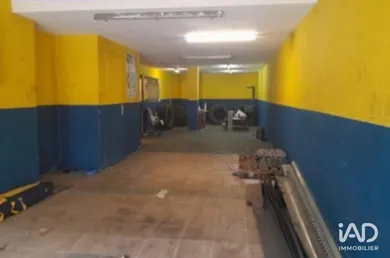 Business asset at MÉZY-SUR-SEINE (78250)