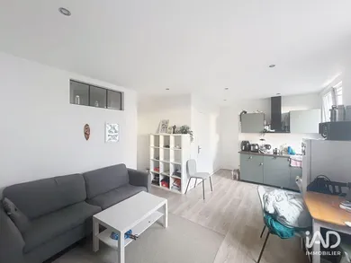 Appartement à MARSEILLE (13004)
