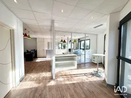 Office in CHAMPAGNE-AU-MONT-D'OR (69410)