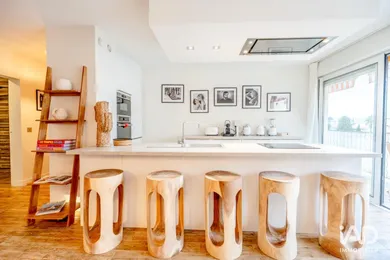 Appartement à SAINT-TROPEZ (83990)