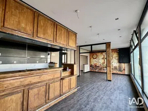 Commercial walls at Tessy Bocage (50420)