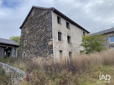 Apartment in YSSINGEAUX (43200)