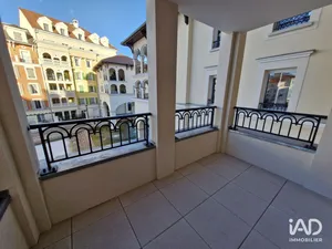 Apartment in LE PLESSIS-ROBINSON (92350)