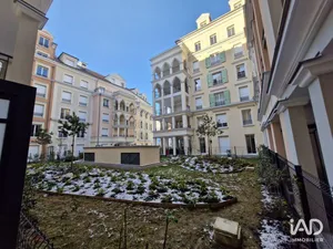 Apartment in LE PLESSIS-ROBINSON (92350)