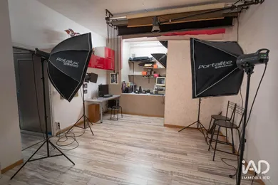 Commercial in TINQUEUX (51430)