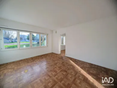 Apartment at ERMONT (95120)