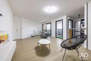 Apartment in CHÂTILLON (92320)