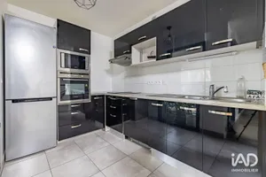 Apartment in CHÂTILLON (92320)